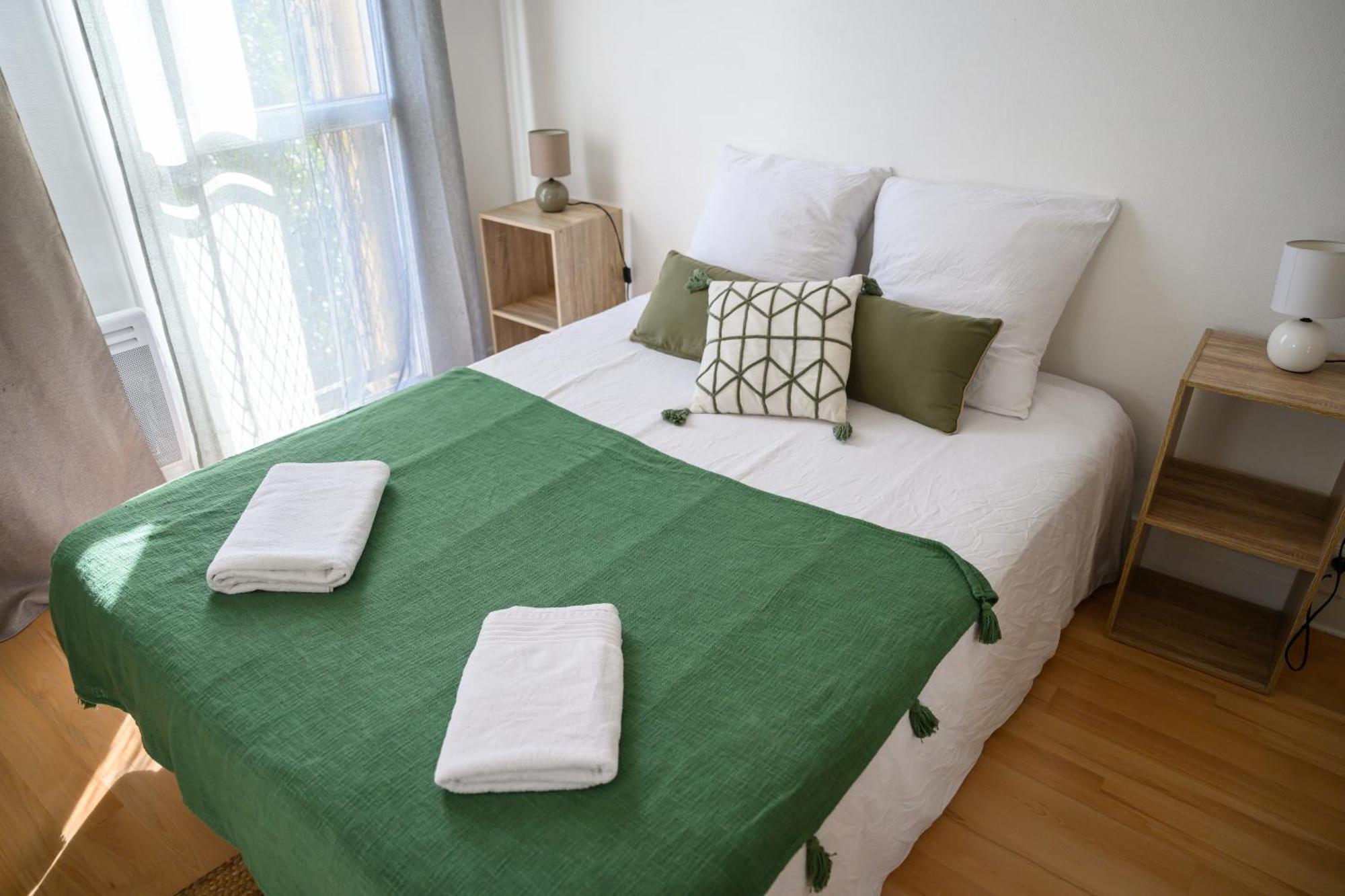 Grand Appartement Avec Balcon Hyper - Centre Tarbes Exterior foto